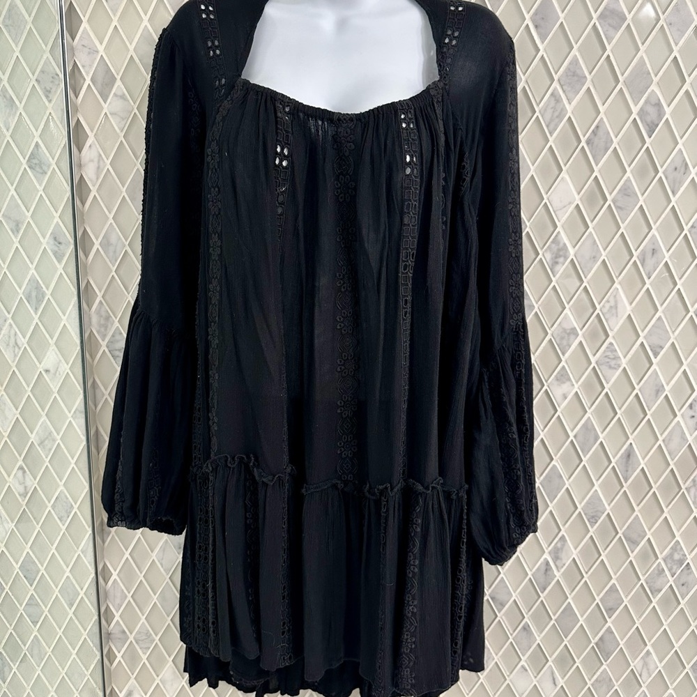 All Black, Free People Mini Dress -LIKE NEW!!